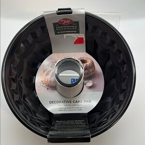Tala Black Non-Stick decorative cake pan Bundt new